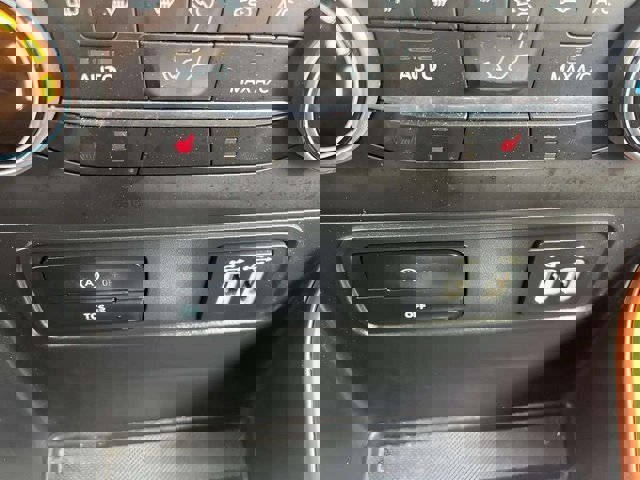 Certified 2021 Ford EcoSport SE w/ SE Appearance Package image 20