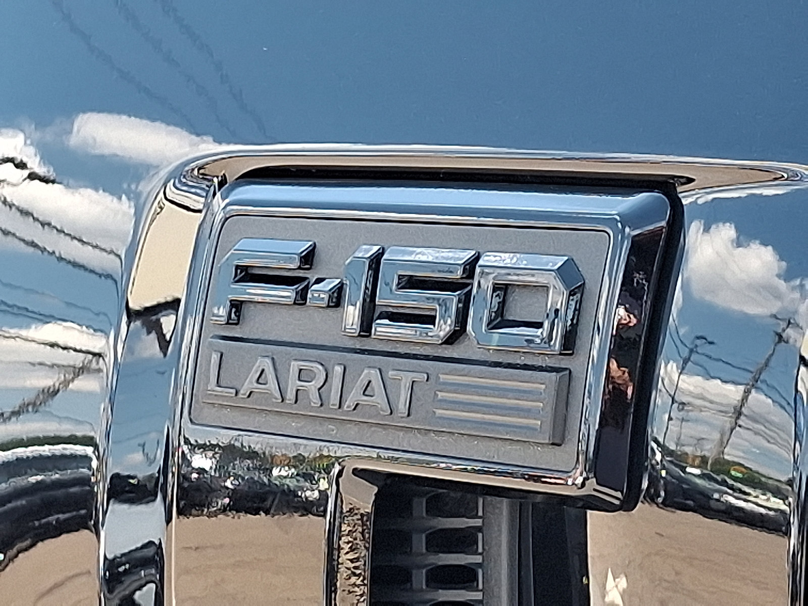 Certified 2024 Ford F150 Lariat w/ Equipment Group 502A High AWD/4WD image 31