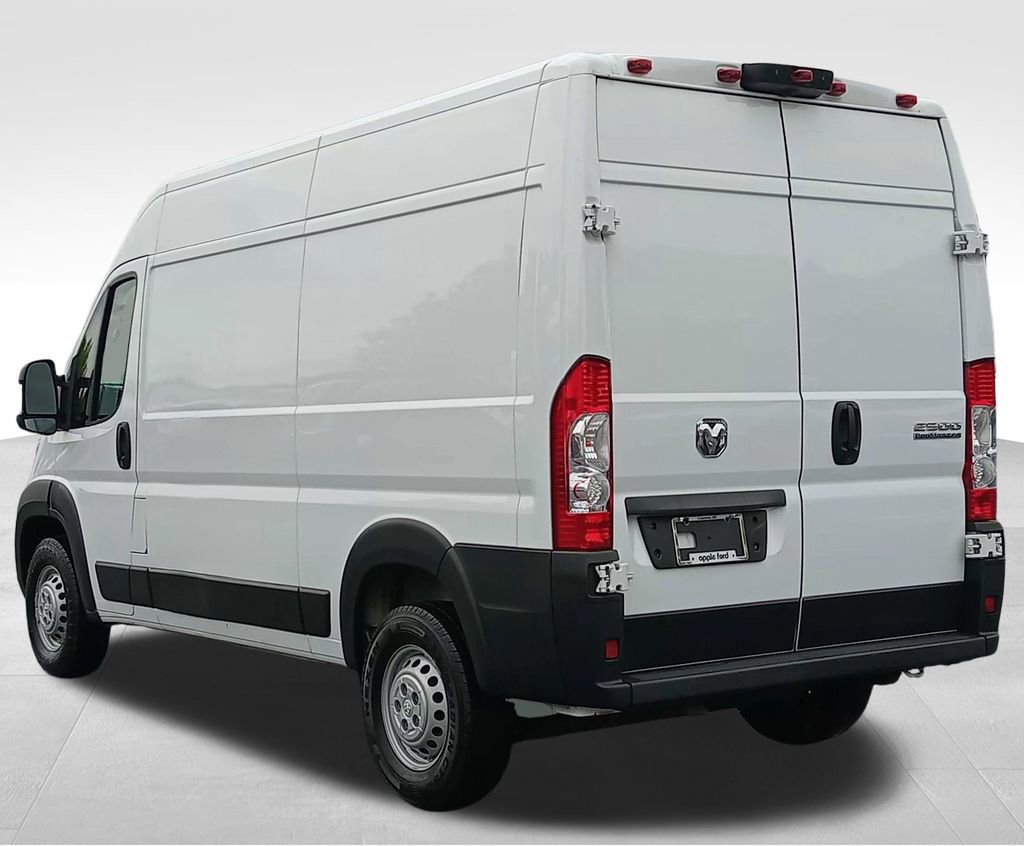 Used 2024 RAM ProMaster 2500 w/ Convenience Group FWD image 5