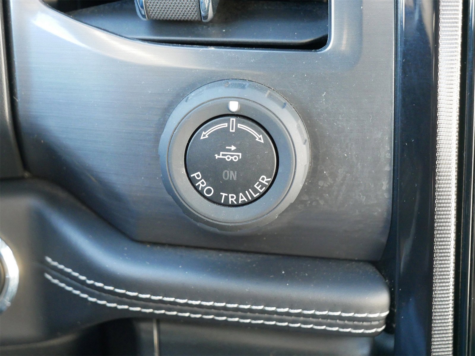 Certified 2022 Ford F150 Lightning Platinum image 29