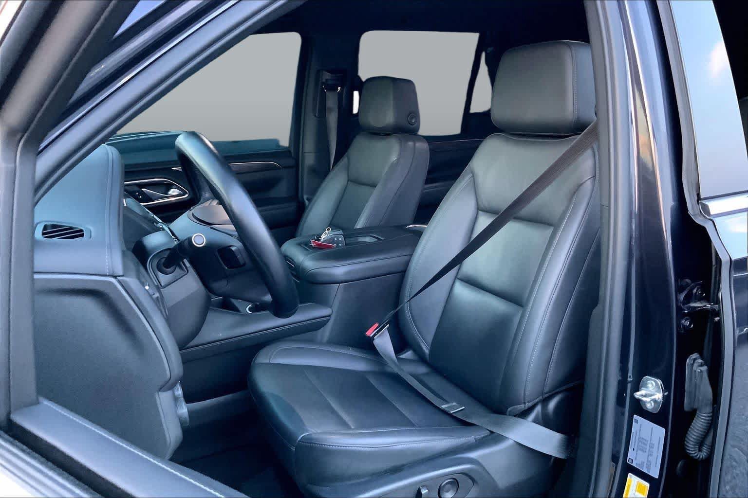 Used 2023 Chevrolet Tahoe LT RWD image 8
