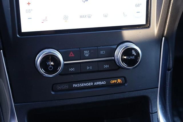 Certified 2022 Ford Edge ST image 19