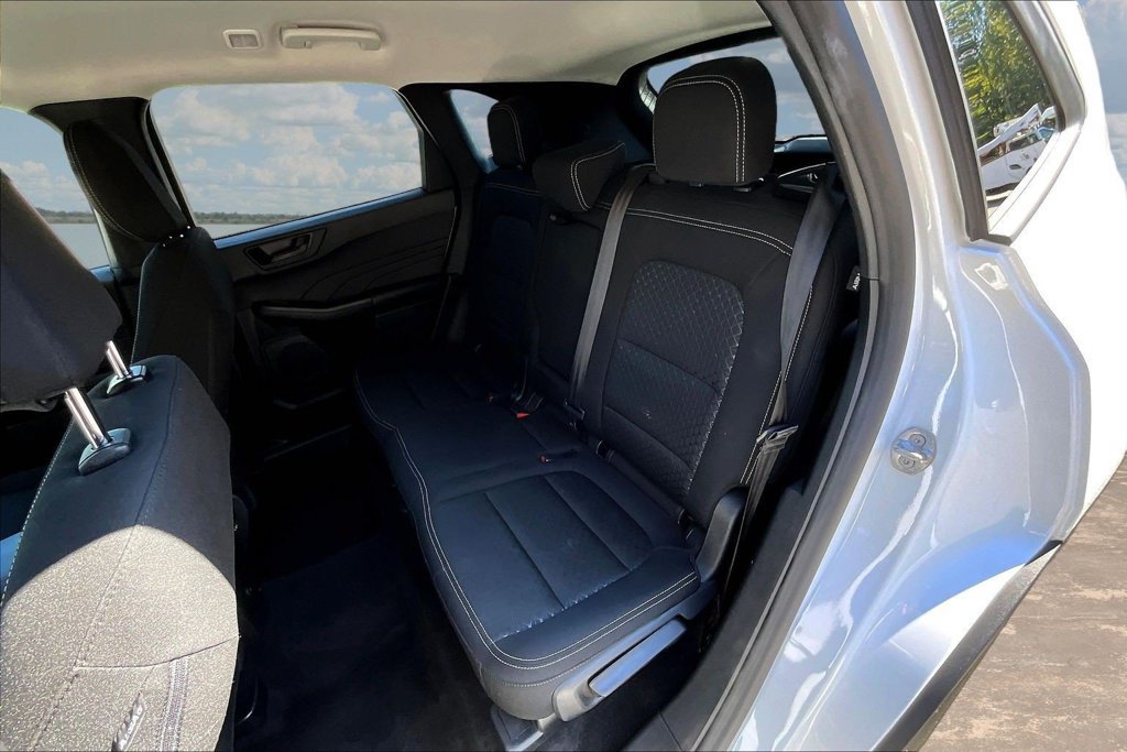 Certified 2025 Ford Escape Active AWD/4WD image 24