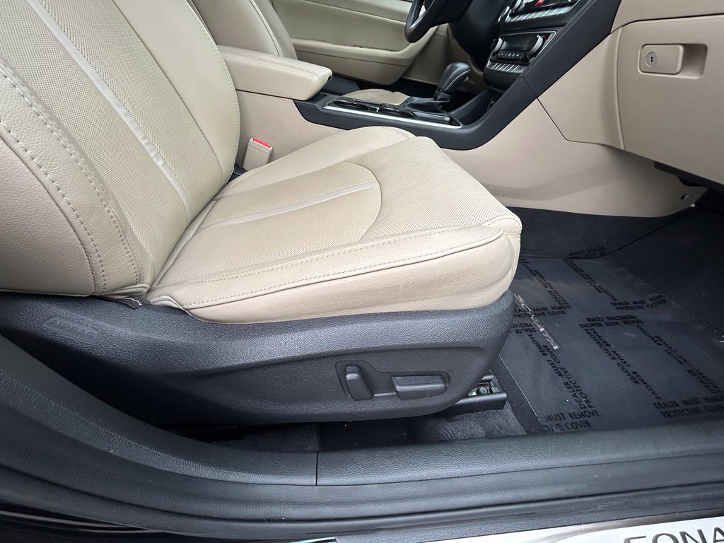 Used 2018 Hyundai Sonata Limited w/ Cargo Package FWD image 23