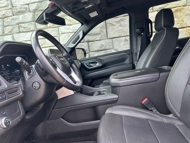 Used 2022 GMC Yukon SLT w/ SLT Premium Package image 8