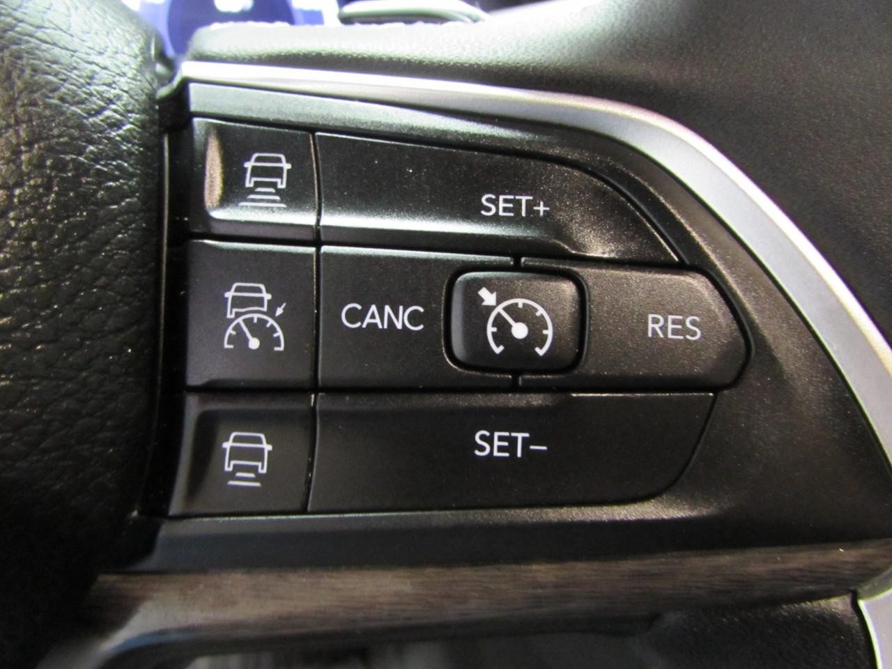 Used 2024 Jeep Grand Cherokee Limited w/ Black Appearance Package AWD/4WD image 26