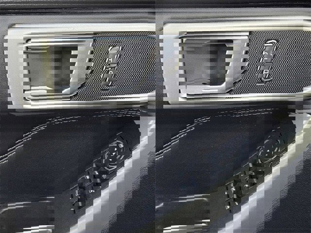 Certified 2022 Ford Explorer XLT w/ Equipment Group 202A image 20