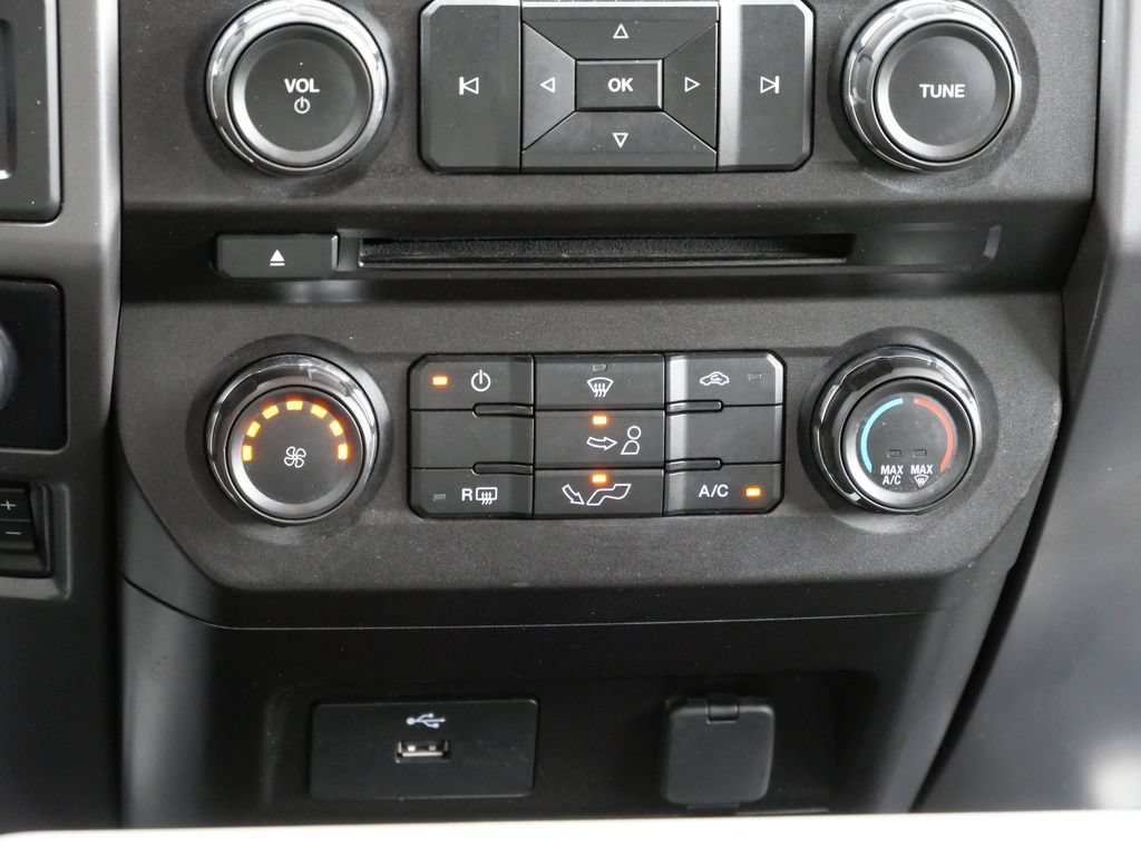 Certified 2017 Ford F150 XLT w/ Equipment Group 301A Mid AWD/4WD image 18