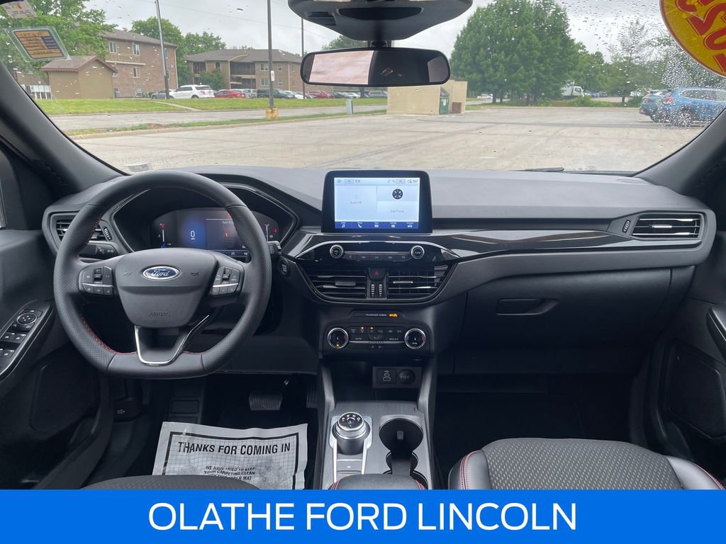 Certified 2025 Ford Escape ST-Line FWD image 24