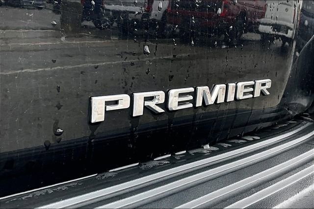 Used 2024 Chevrolet Suburban Premier image 31