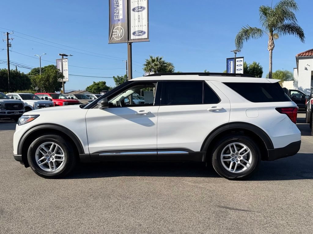 Certified 2025 Ford Explorer Active RWD image 5