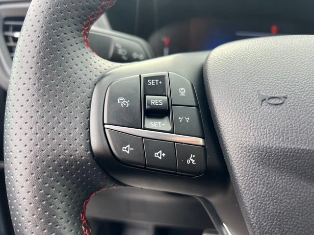 Certified 2024 Ford Escape ST-Line w/ Tech Pack #1 AWD/4WD image 9