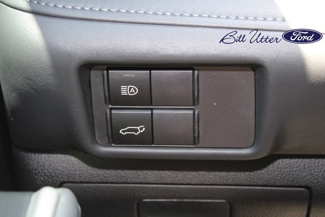Used 2022 Toyota Highlander XSE FWD image 23