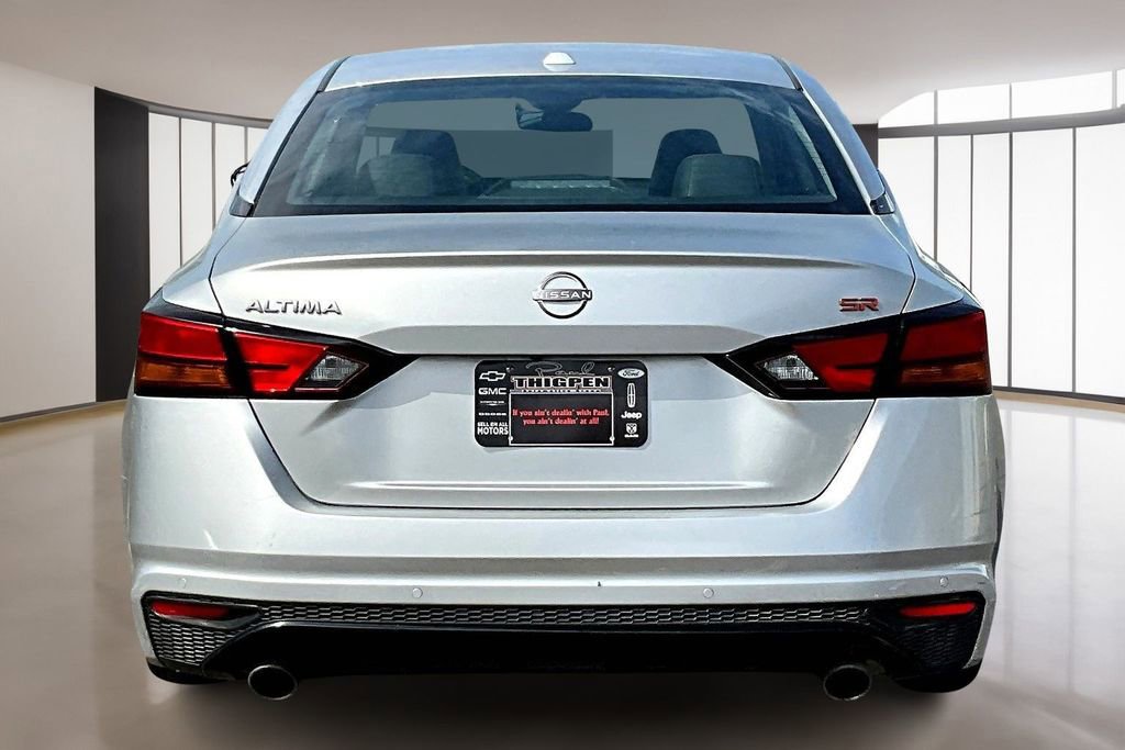 Used 2024 Nissan Altima 2.5 SR FWD image 5