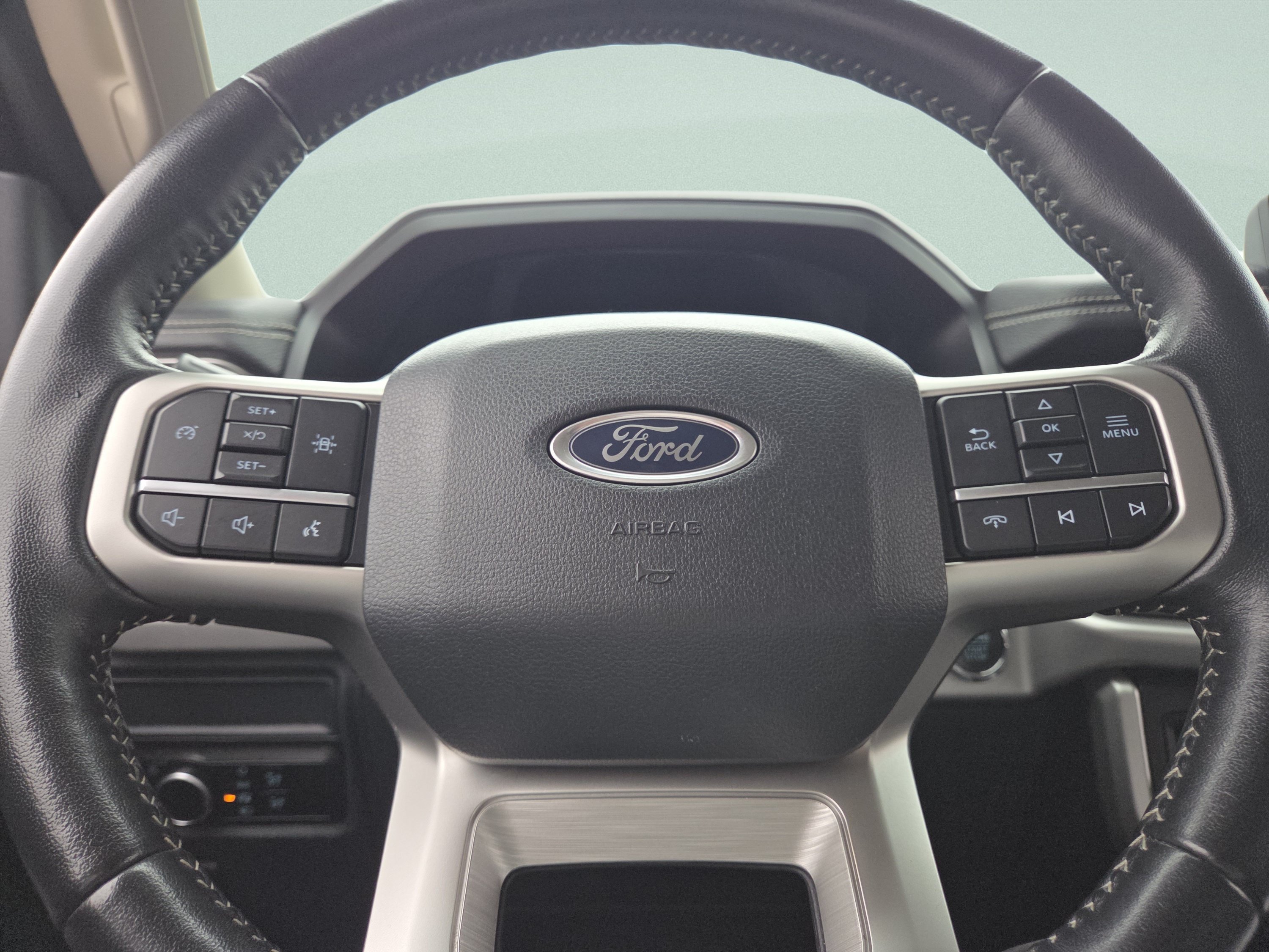 Certified 2024 Ford Expedition XLT AWD/4WD image 30