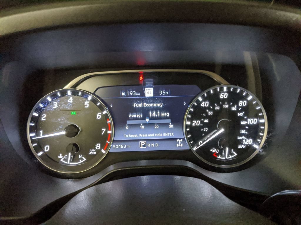Used 2021 Nissan Titan SV w/ SV Convenience Package AWD/4WD image 11