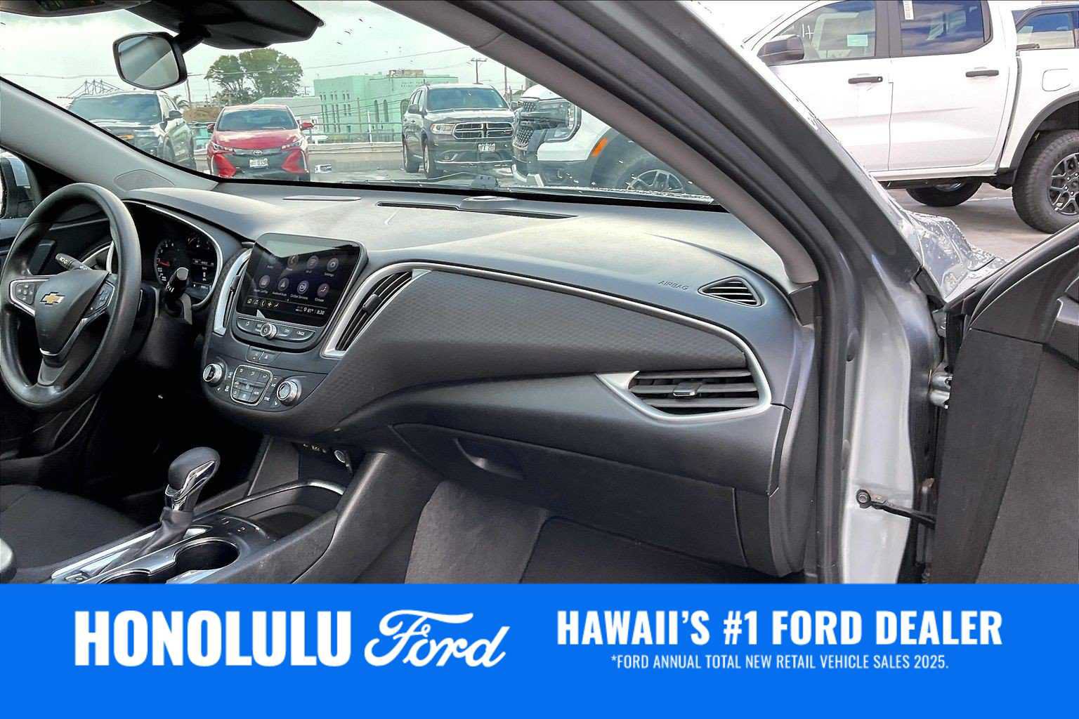 Used 2024 Chevrolet Malibu LT FWD image 23