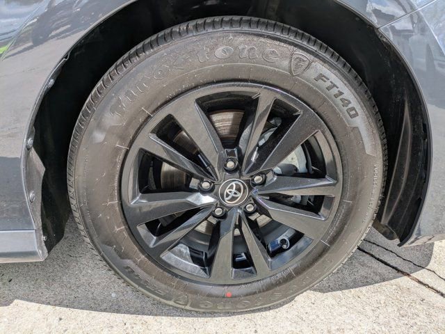 Used 2025 Toyota Camry LE image 11