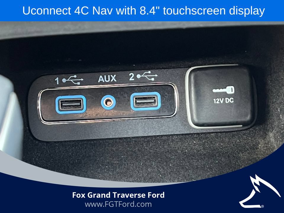 Used 2020 Jeep Grand Cherokee Limited AWD/4WD image 27