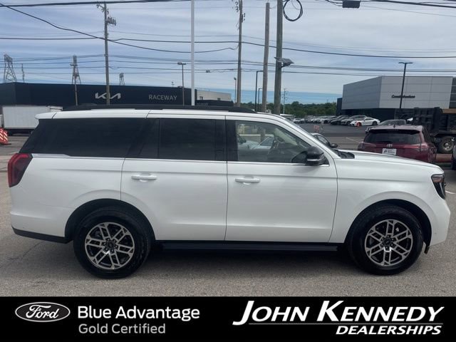 Certified 2025 Ford Expedition Active AWD/4WD image 26