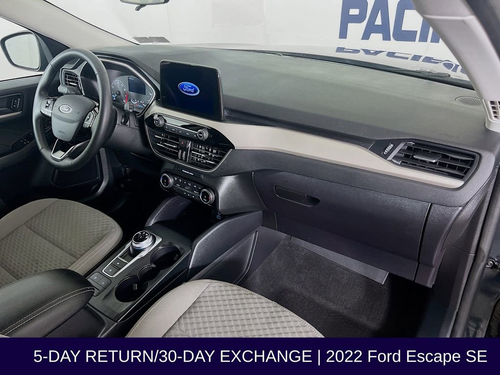 Certified 2022 Ford Escape SE w/ SE Sport Appearance Package AWD/4WD image 34
