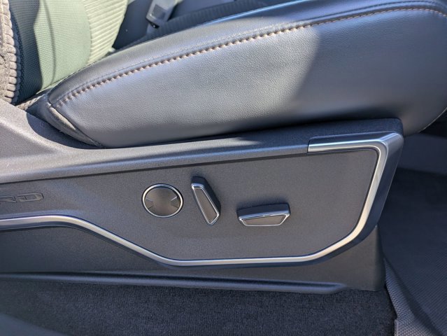 Certified 2022 Ford F150 Raptor w/ Raptor 37 Performance Package image 38