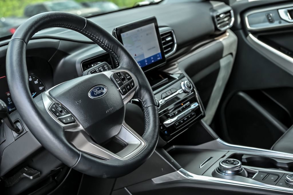 Certified 2023 Ford Explorer Limited AWD/4WD image 20