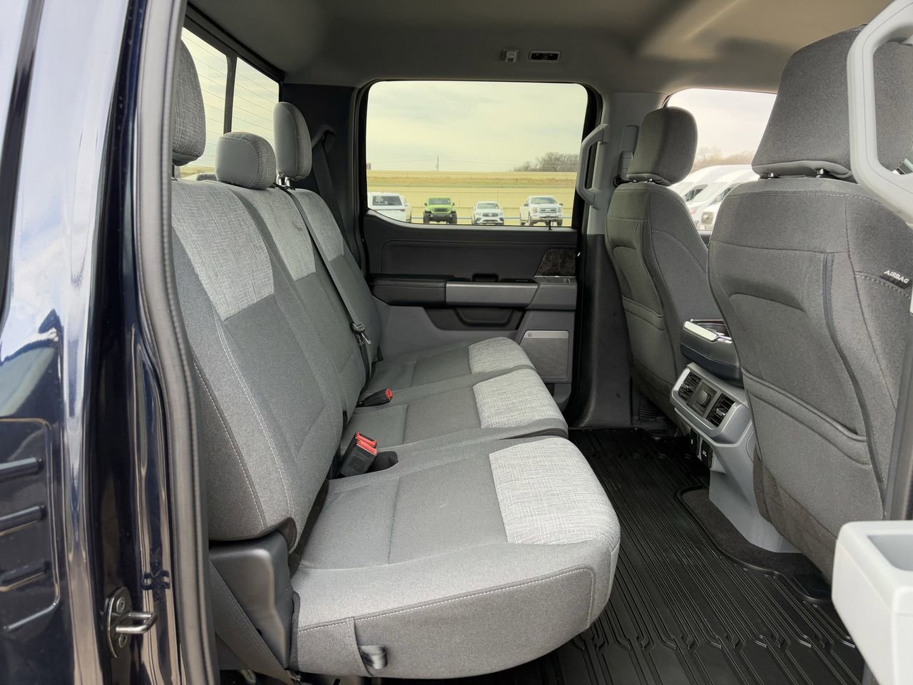 Certified 2022 Ford F150 XLT w/ Equipment Group 302A High image 30