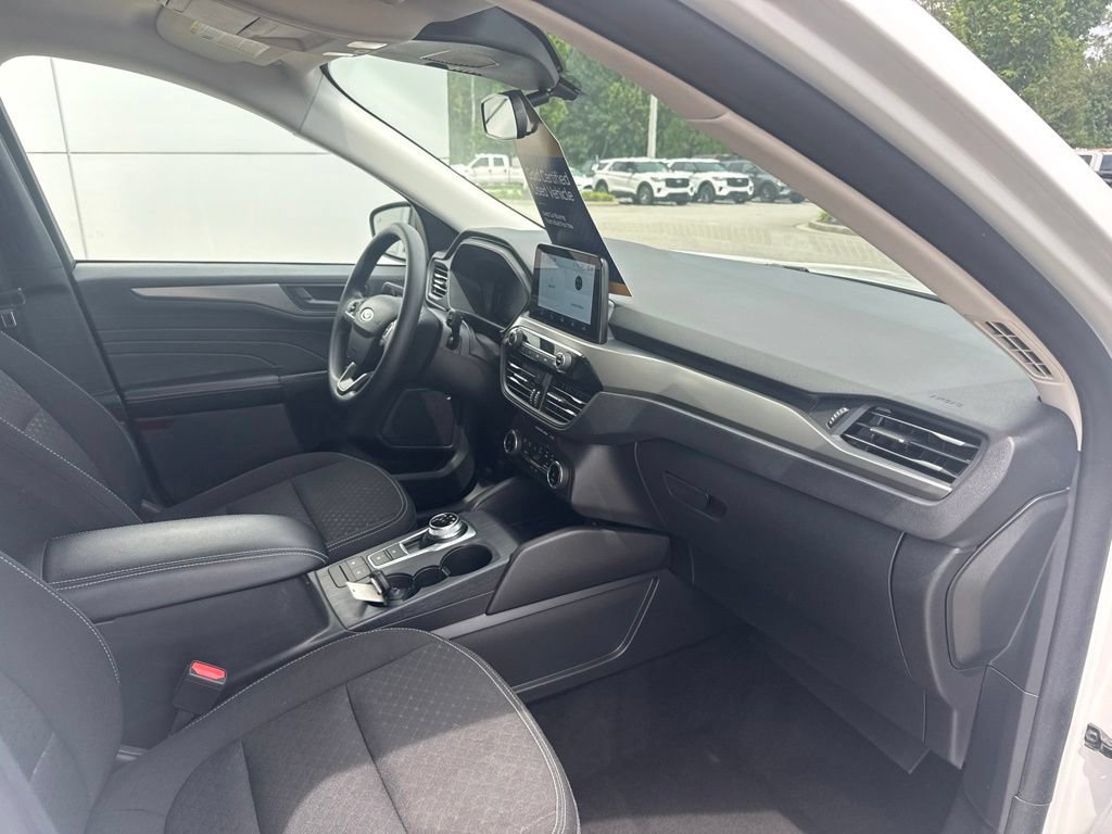 Certified 2025 Ford Escape Active FWD image 32