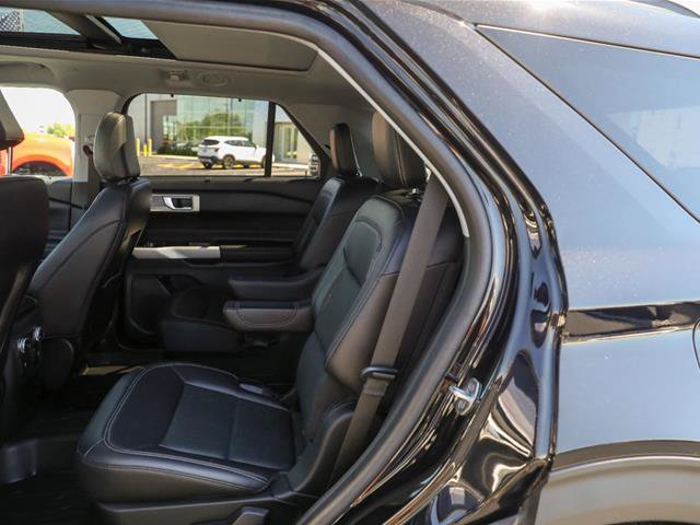 Certified 2021 Ford Explorer Limited w/ Hybrid Equipment Group 310A AWD/4WD image 29