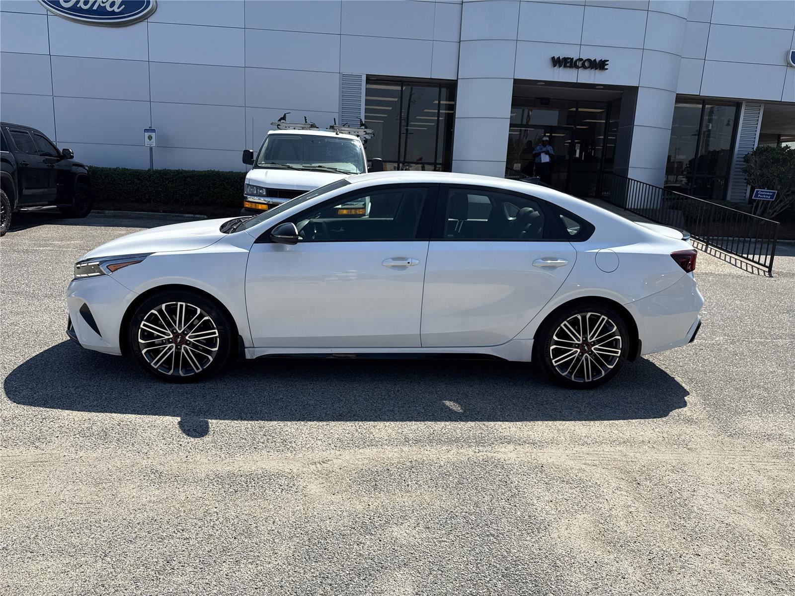 Used 2024 Kia Forte GT image 2