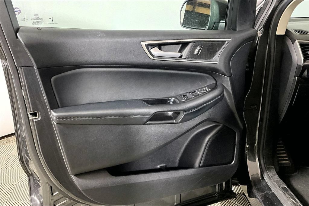Certified 2020 Ford Edge SEL w/ Convenience Package FWD image 18