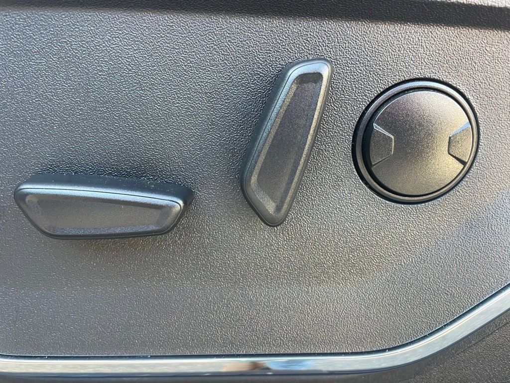 Certified 2024 Ford F250 Lariat w/ Chrome Package image 20