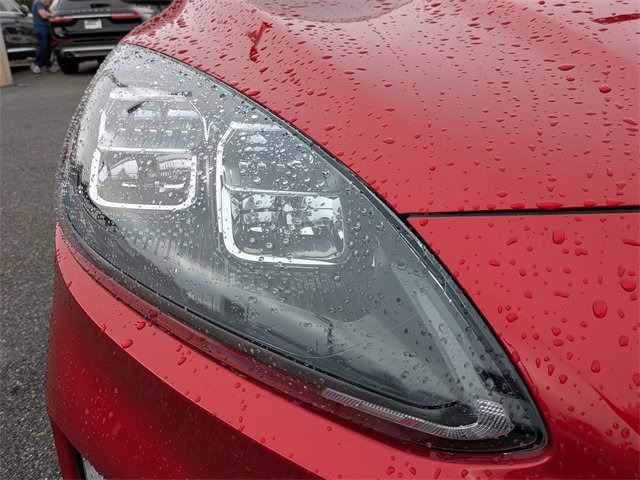 Certified 2020 Ford Escape Titanium image 10