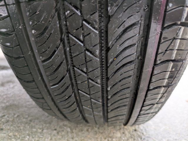 Used 2022 Volkswagen Tiguan S image 12