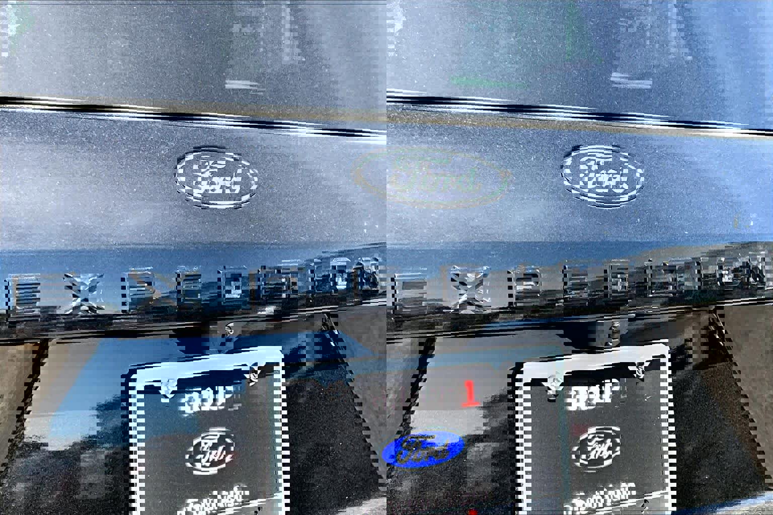 Certified 2025 Ford Expedition Platinum w/ Stealth Appearance Package image 33