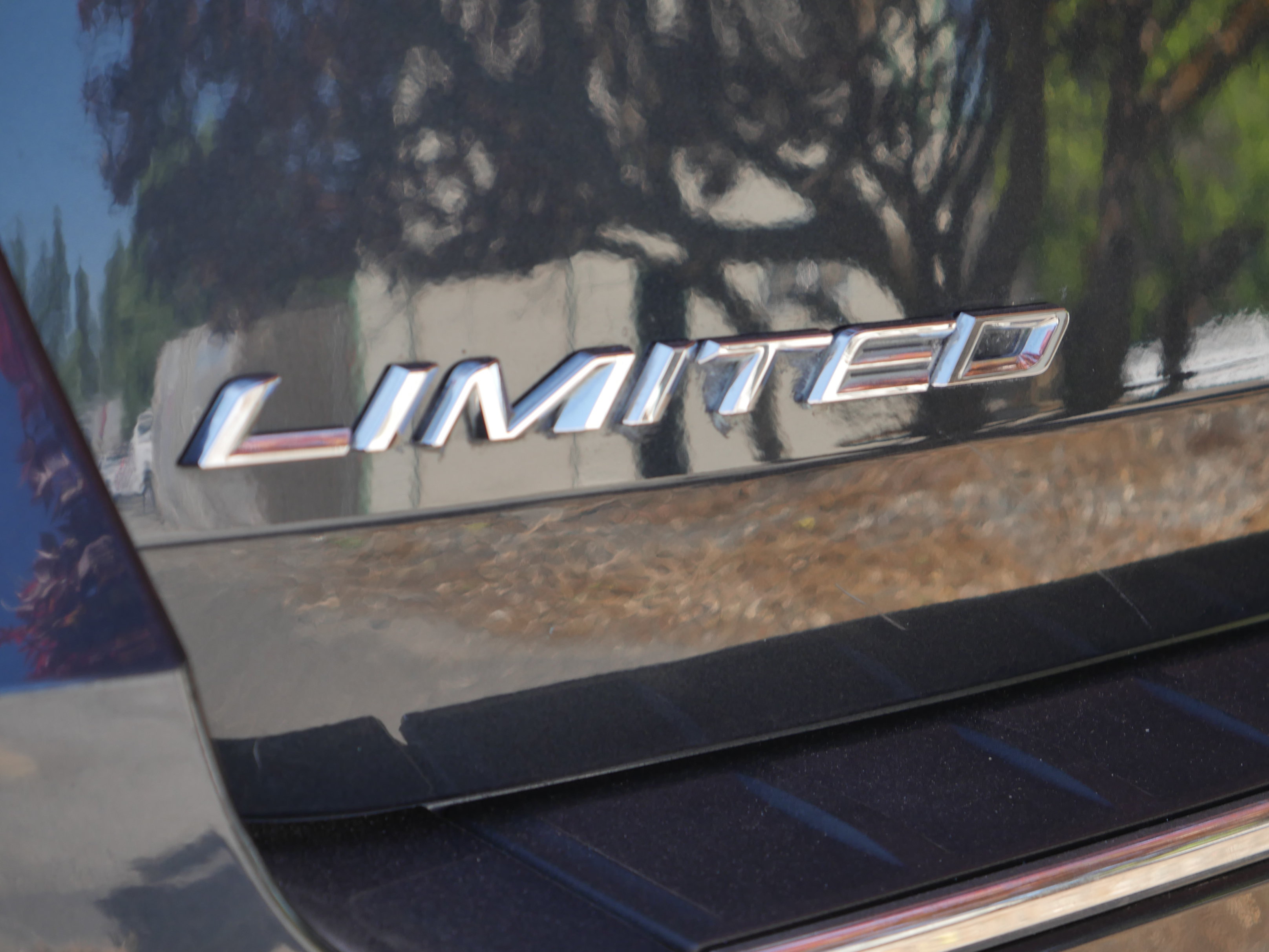Certified 2022 Ford Explorer Limited AWD/4WD image 20