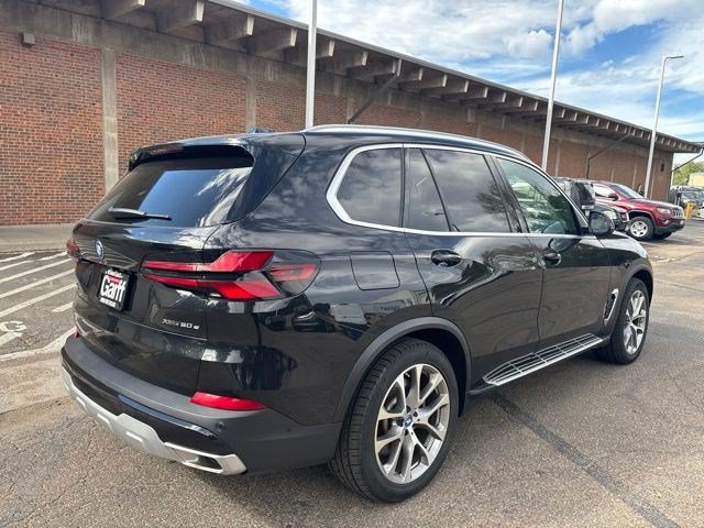 Used 2025 BMW X5 xDrive50e AWD/4WD image 9