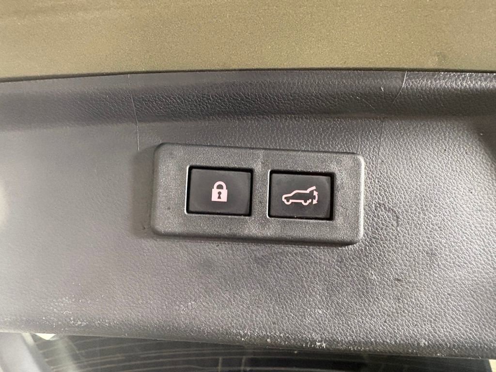 Used 2022 Subaru Outback Touring image 32