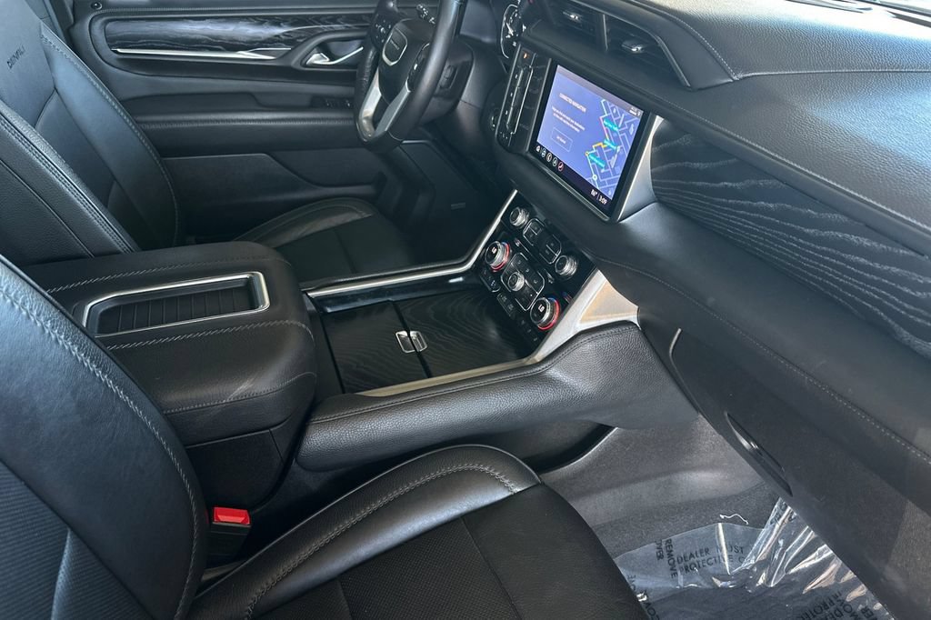 Used 2021 GMC Yukon XL Denali w/ Denali Ultimate Package AWD/4WD image 20