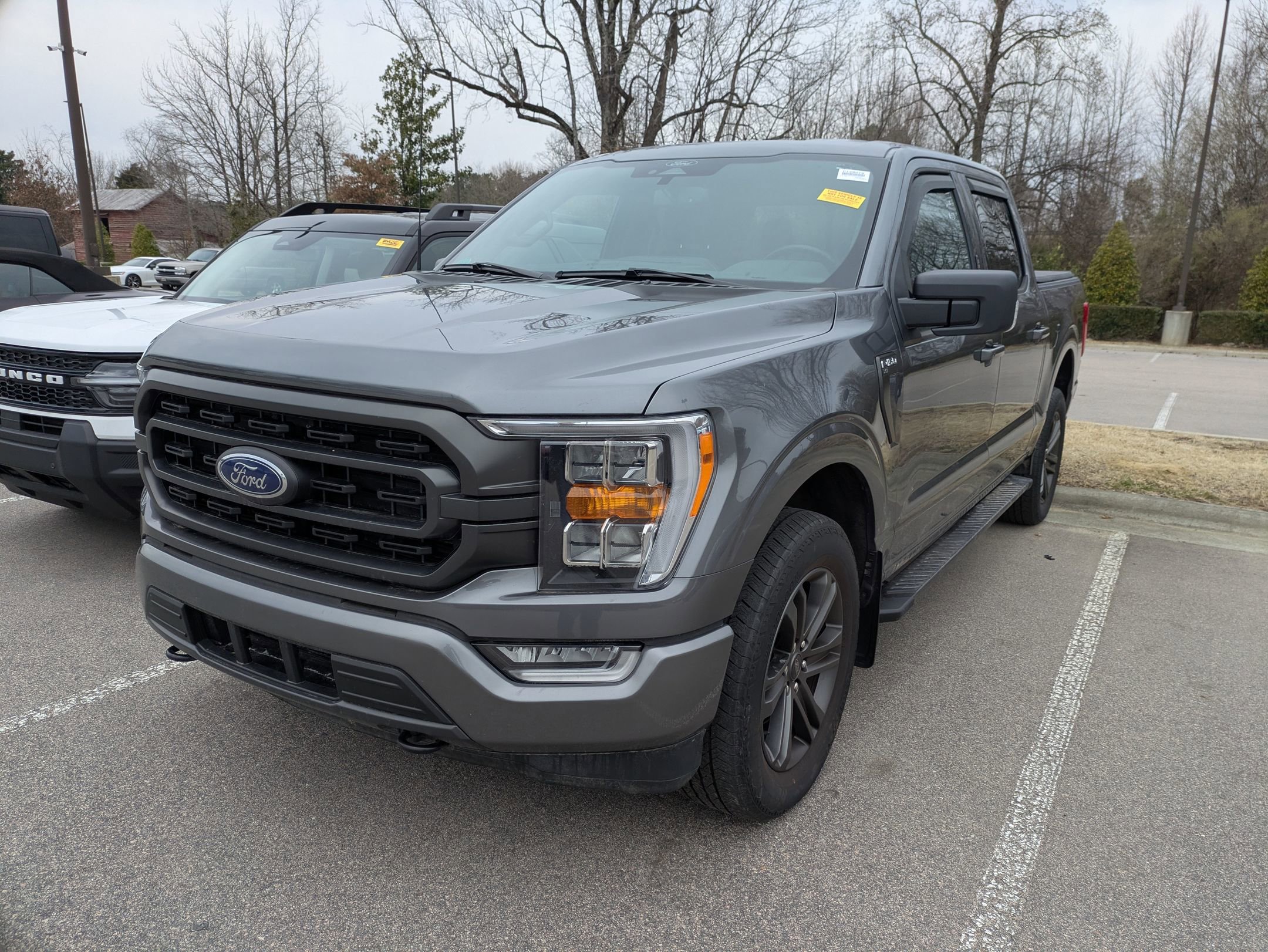 Certified 2022 Ford F150 XLT w/ Equipment Group 302A High image 3