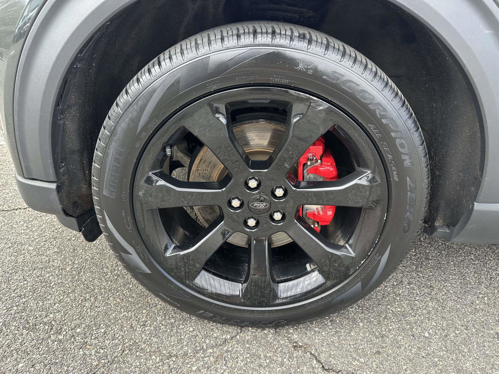 Certified 2022 Ford Explorer ST w/ ST Street Pack image 8