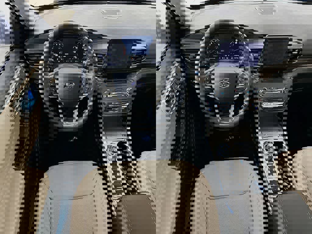 Certified 2020 Ford Explorer Limited w/ Class III Trailer Tow Package image 13