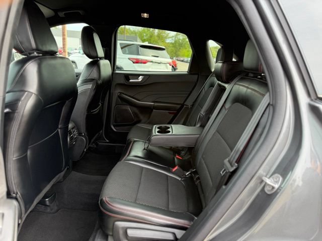 Certified 2025 Ford Escape ST-Line AWD/4WD image 13