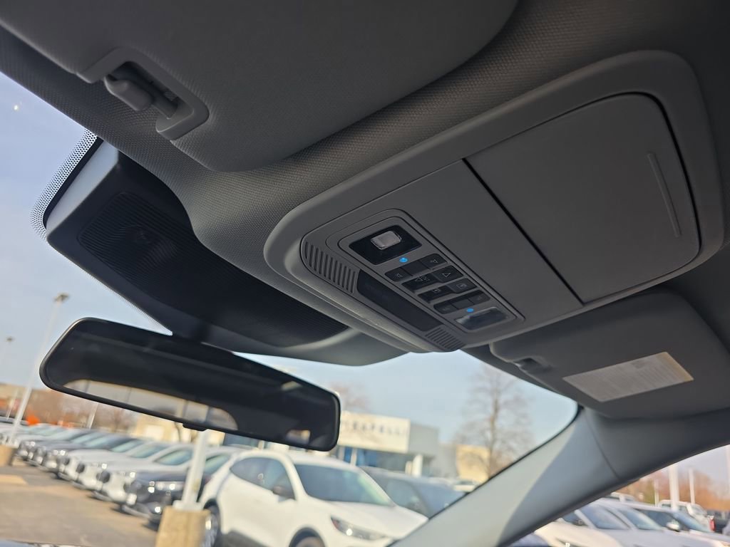 Certified 2023 Ford Explorer XLT w/ Equipment Group 202A image 35