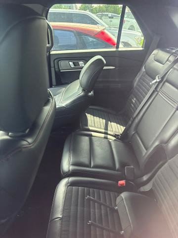 Certified 2025 Ford Explorer ST-Line RWD image 6