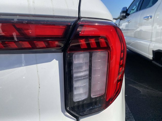 Certified 2025 Ford Explorer Platinum w/ Ultimate Package RWD image 10