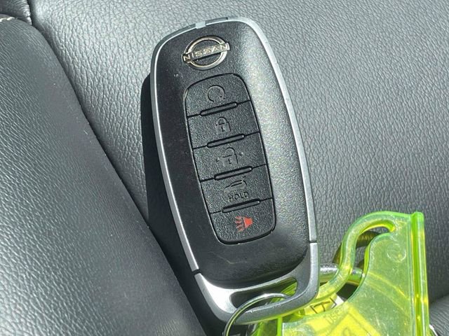 Used 2023 Nissan Rogue SL w/ SL Premium Package FWD image 34