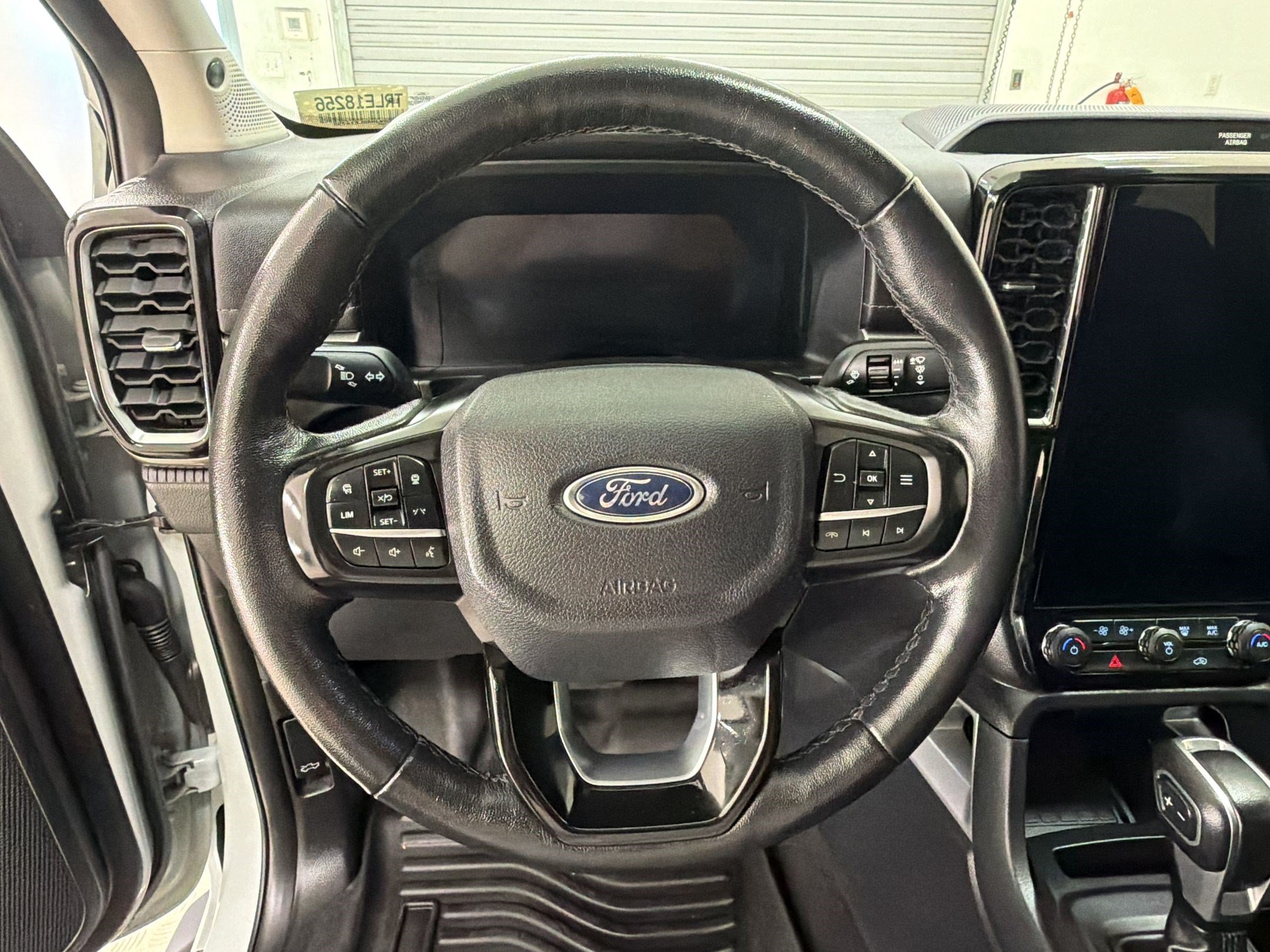 Certified 2024 Ford Ranger Lariat RWD image 11