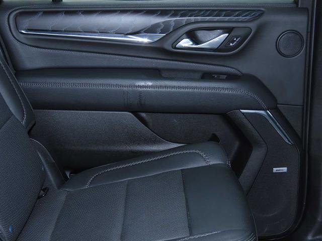 Used 2023 GMC Yukon XL Denali w/ Denali Reserve Package image 23